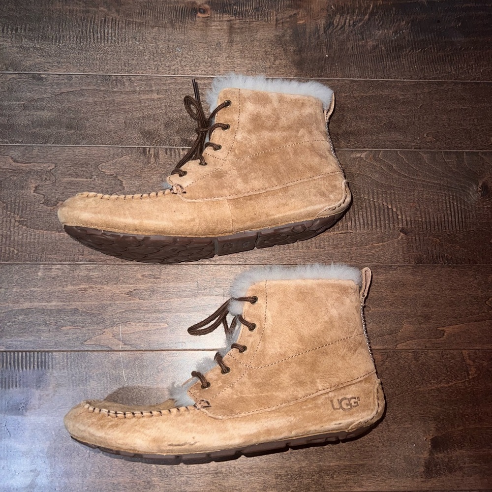UGG Booties - Picture 3 of 5